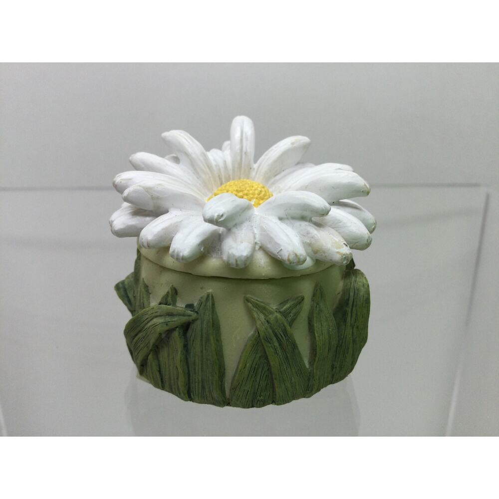 Dezine Daisy Ceramic Trinket Box hand painted